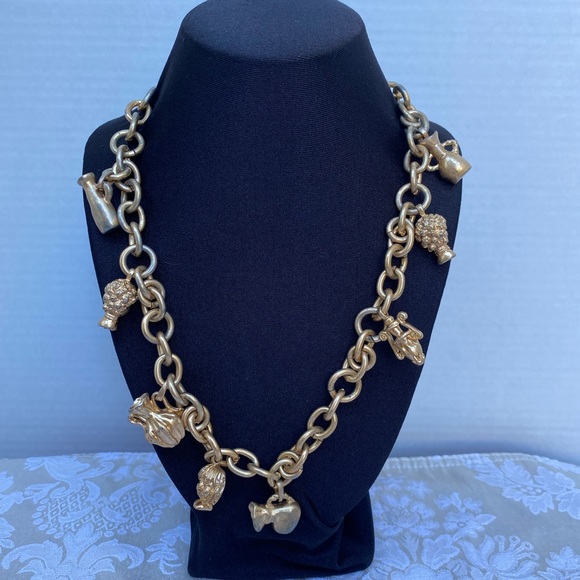 Zara Rare Antique Style Face & Vase Charm Necklace - Picture 3 of 9